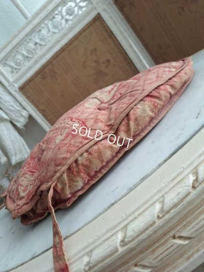 画像34: トワルドジュイ天使柄クッション