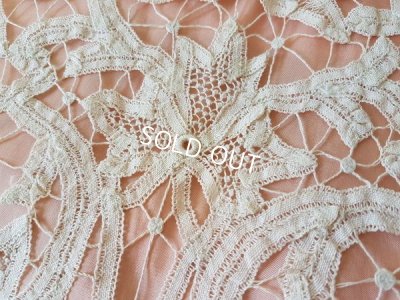 画像13: バテンレースキルト