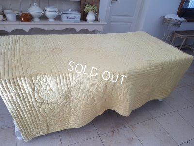 画像8: アンティ―クローズ柄キルト