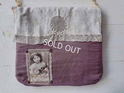 画像2: セピア少女柄レース装飾バッグ