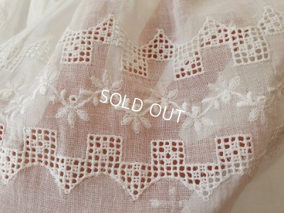 画像3: アンティークレースベビーケープ