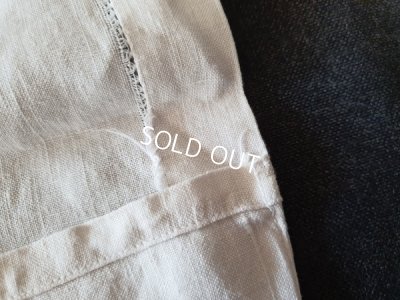 画像11: リボンとモノグラム入りカット刺繍ポーチ