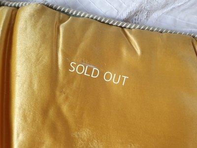 画像16: すみれ柄シルクハンキーケース