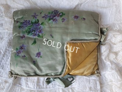 画像2: すみれ柄シルクハンキーケース