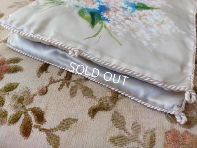 画像4: アンティーク小花柄ハンキーケース