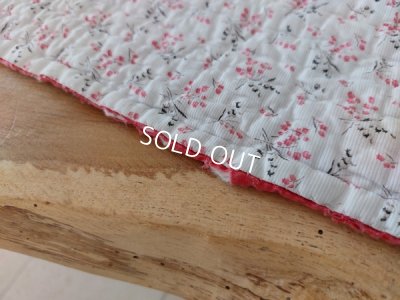 画像17: アンティークすずらん柄キルト