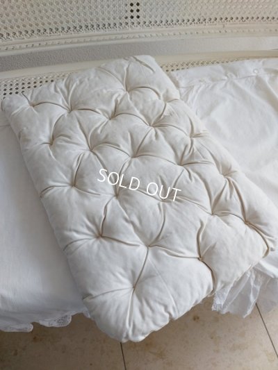 画像19: アンティークホワイトクッション