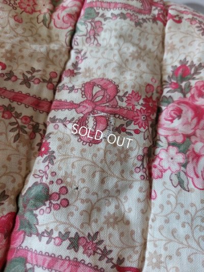 画像10: アンティークローズ柄キルト