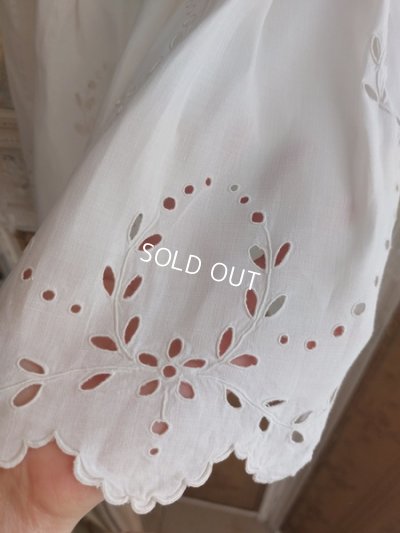 画像16: アンティークベビードレスとシューズ