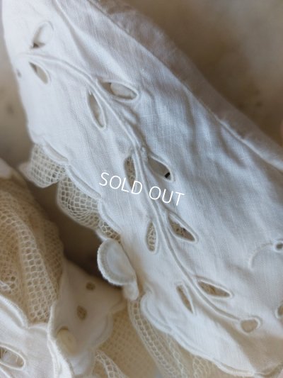 画像18: アンティークベビードレスとシューズ