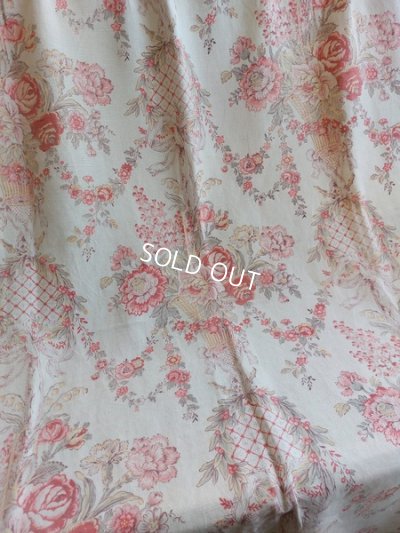 画像13: アンティーク花かご柄カーテン