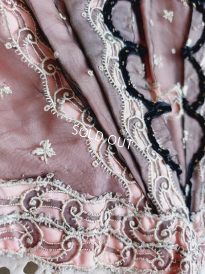 画像18: 布花装飾アンティークボディス