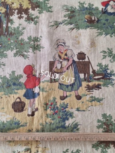 画像7: 赤ずきんちゃん柄生地