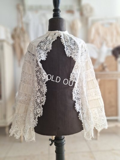 画像2: アンティークレースベビーケープ