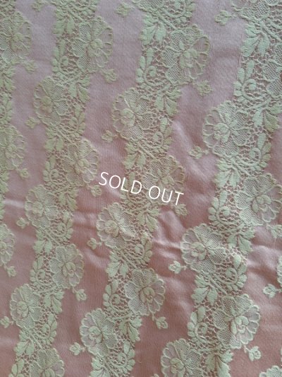 画像3: アンティークレースパターン花柄生地D