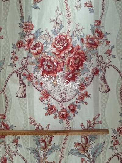 画像4: ローズ柄カーテン