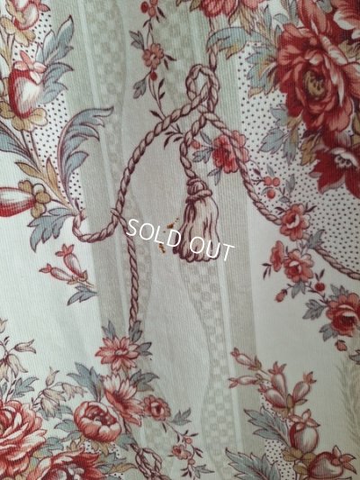 画像13: ローズ柄カーテン