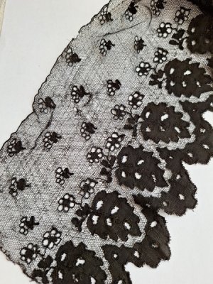 画像32: アンティークブラックレースセット