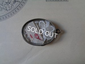 画像2: イニシャルテープ入りガラスペンダントトップ