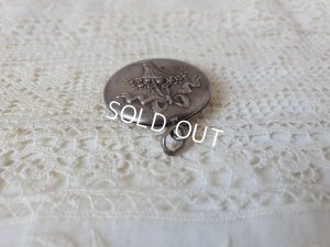 画像6: 花かごレリーフペンダントトップ