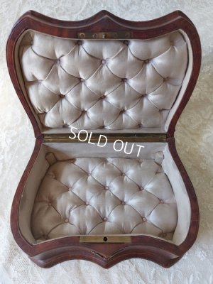 画像2: アンティーククッション付きジュエリーボックス