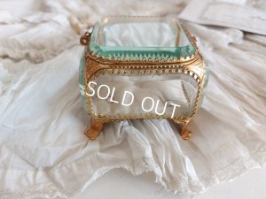 画像4: アンティークガラスジュエリーケース