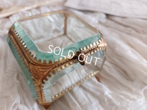 画像9: アンティークガラスジュエリーケース