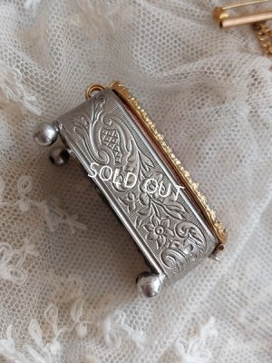 画像3: アンティークリングケース