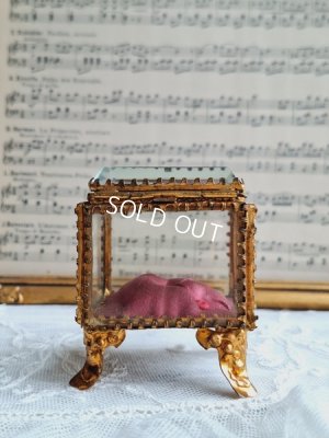 画像9: アンティークガラスジュエリーケース