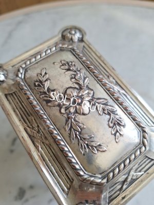 画像7: アンティークジュエリーボックス