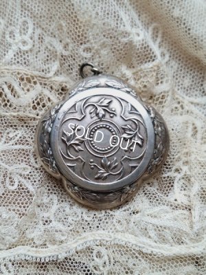 画像3: アンティークやどり木柄パウダーケース