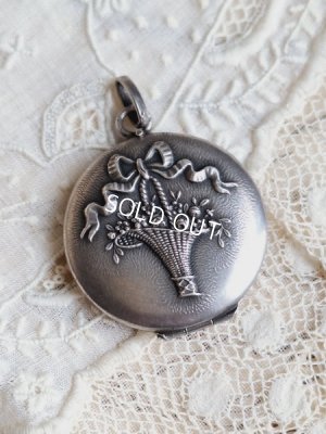 画像3: 花かごレリーフメダイヨン