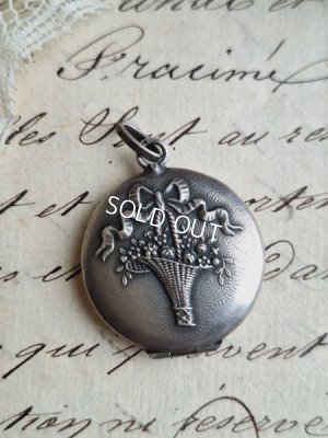 画像4: 花かごレリーフメダイヨン