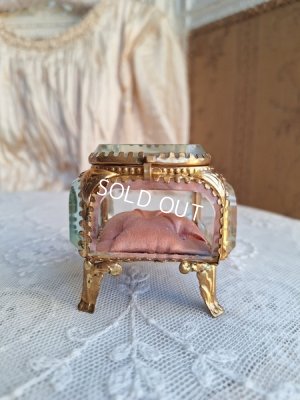 画像9: アンティークガラスジュエリーケース