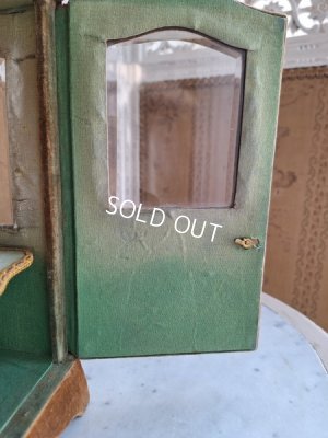 画像18: 天使のガラスケース