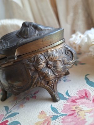 画像12: ヴィーナスとエンジェルのジュエリーボックス