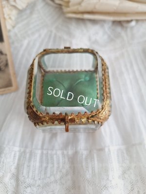 画像3: アンティークガラスジュエリーケース