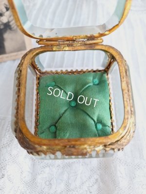 画像2: アンティークガラスジュエリーケース