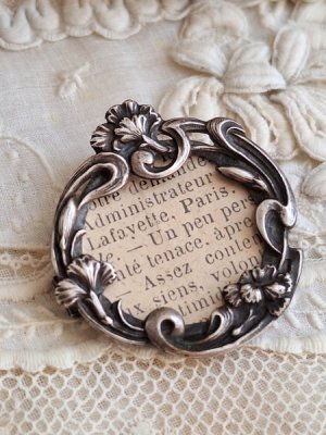 画像2: アールヌーボーフォトブローチ