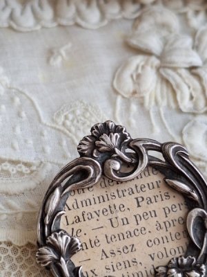 画像3: アールヌーボーフォトブローチ