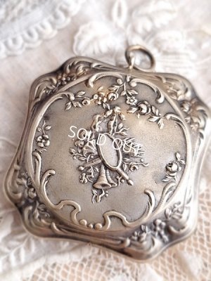 画像2: アンティークパウダーケース