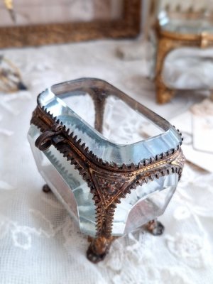 画像4: アンティークガラスジュエリーケース