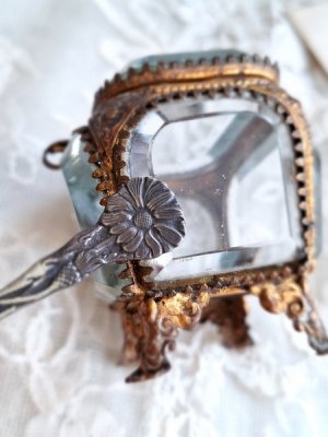 画像19: アンティークガラスジュエリーケース