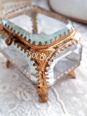 画像16: アンティークガラスジュエリーケース