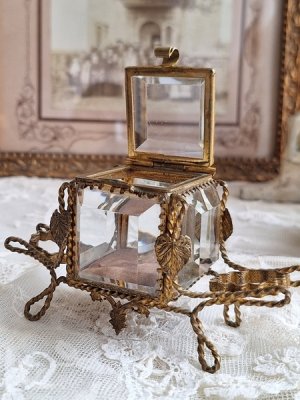 画像3: アンティークキャリッジ型ジュエリーケース