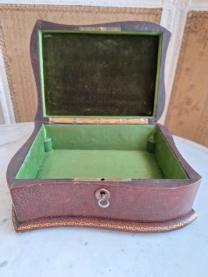 画像4: アンティークジュエリーボックス