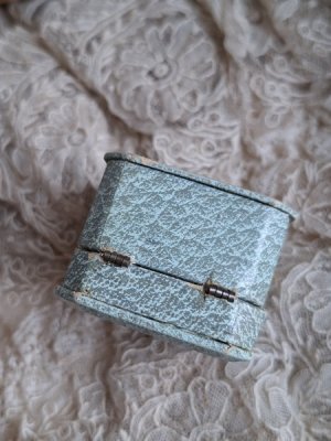 画像16: ボックス付アンティークガーネット石リング