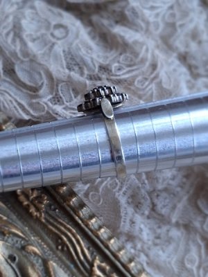 画像10: ボックス付アンティークガーネット石リング