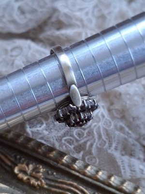 画像7: ボックス付アンティークガーネット石リング