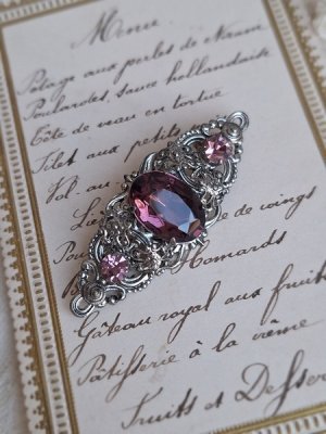 vintagebrooch